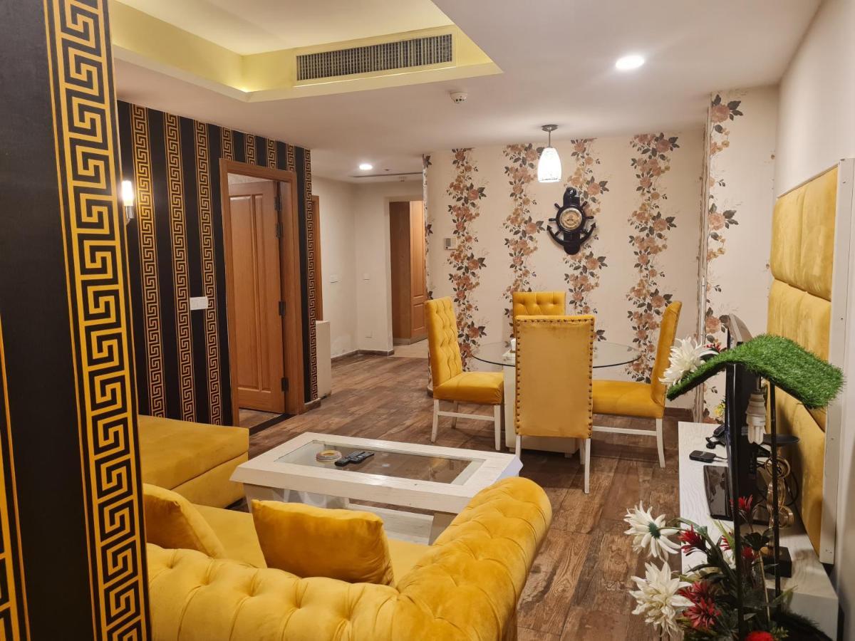 Apartamento Royal Residencia Centaurus Islamabad Exterior foto