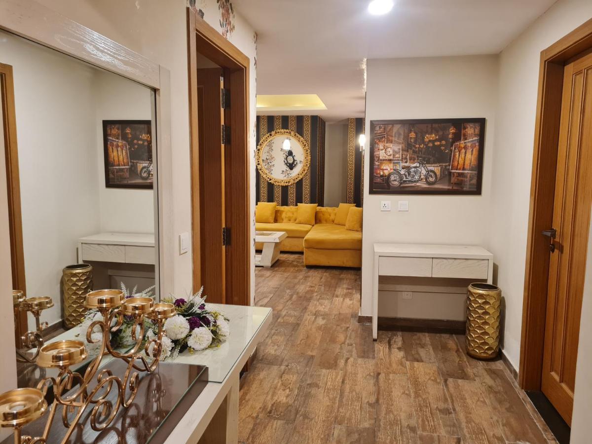 Apartamento Royal Residencia Centaurus Islamabad Exterior foto
