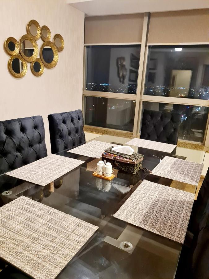 Apartamento Royal Residencia Centaurus Islamabad Exterior foto