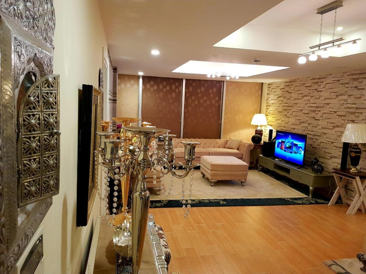 Apartamento Royal Residencia Centaurus Islamabad Exterior foto
