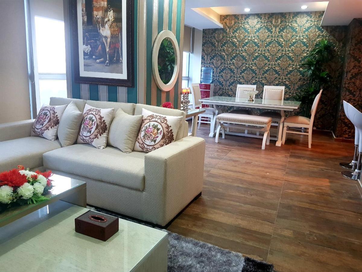 Apartamento Royal Residencia Centaurus Islamabad Exterior foto