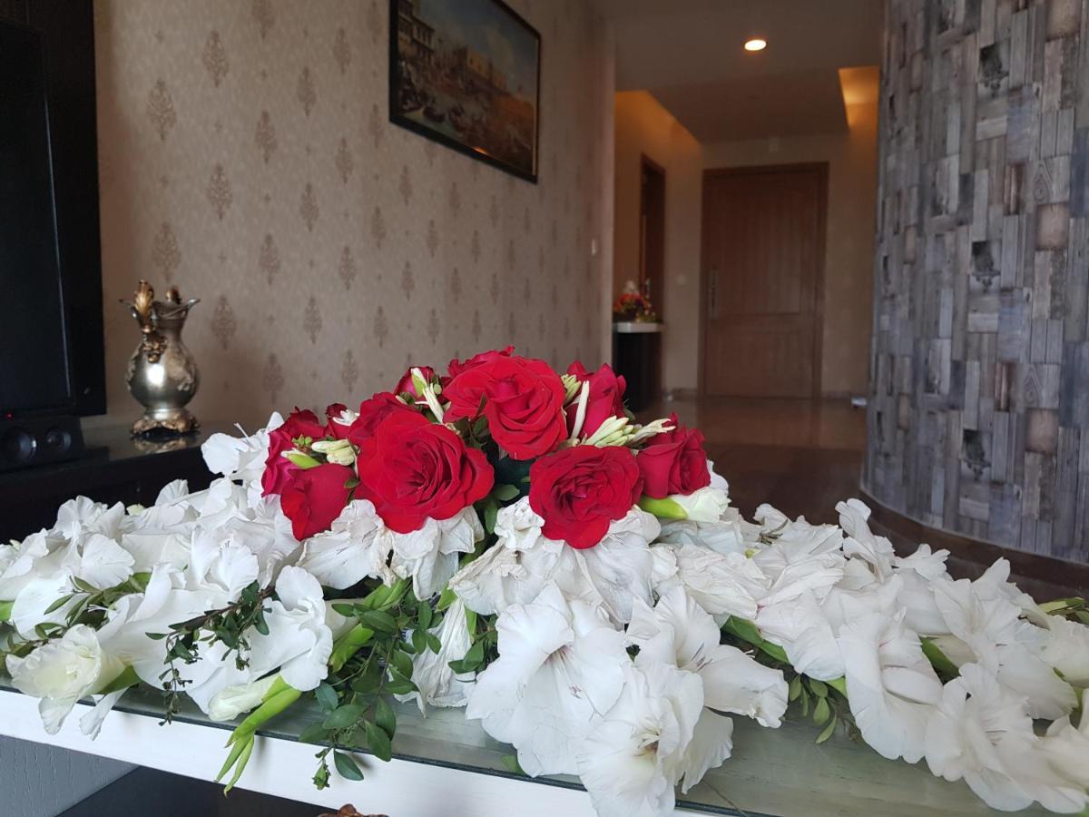 Apartamento Royal Residencia Centaurus Islamabad Exterior foto